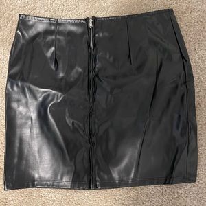 Leather skirt